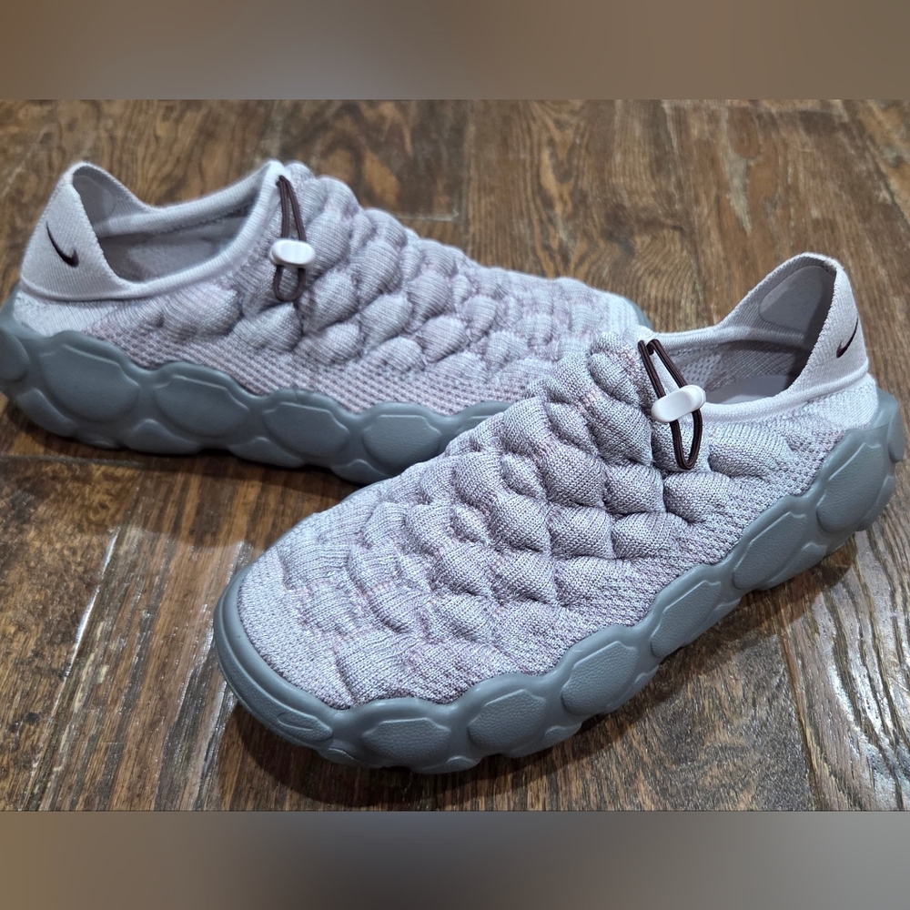 Nike Platinum Violet/Taupe Grey/Flat Pewter/Earth Quilted Slip-On Shoes Size 9.5